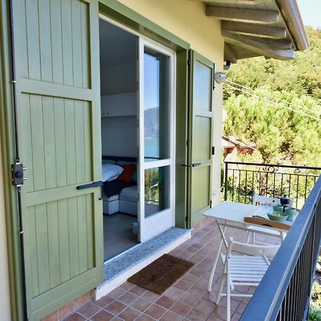 Italian Vacation Homes - La Petite Maison du Lac Tavernola Bergamasca Extérieur photo