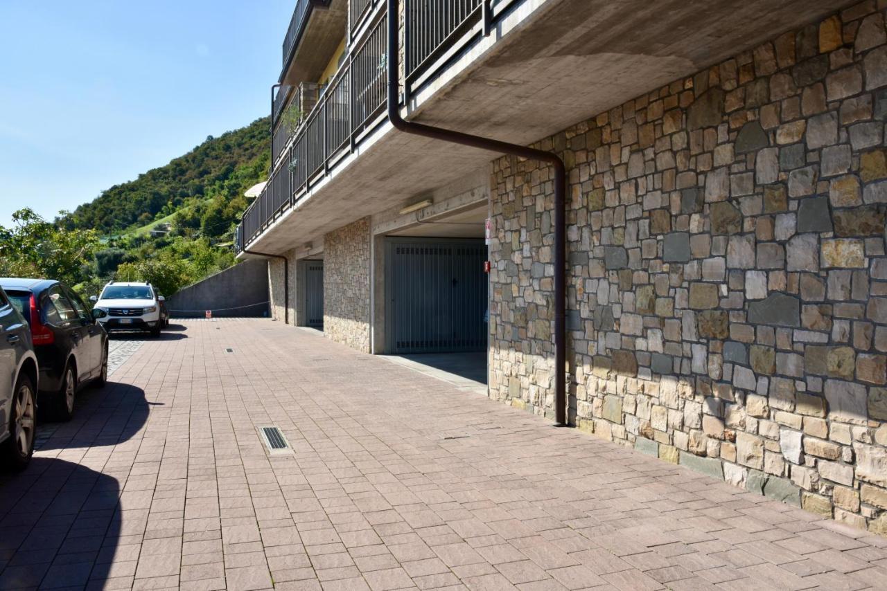 Italian Vacation Homes - La Petite Maison du Lac Tavernola Bergamasca Extérieur photo